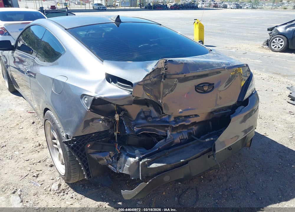 2016 HYUNDAI GENESIS 3.8 R-SPEC VIN: KMHHU6KJ4GU137196