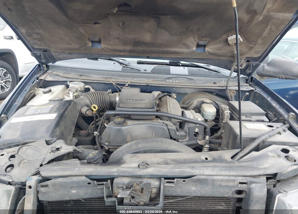 2002 CHEVROLET TRAILBLAZER LS VIN: 1GNDT13SX22276843