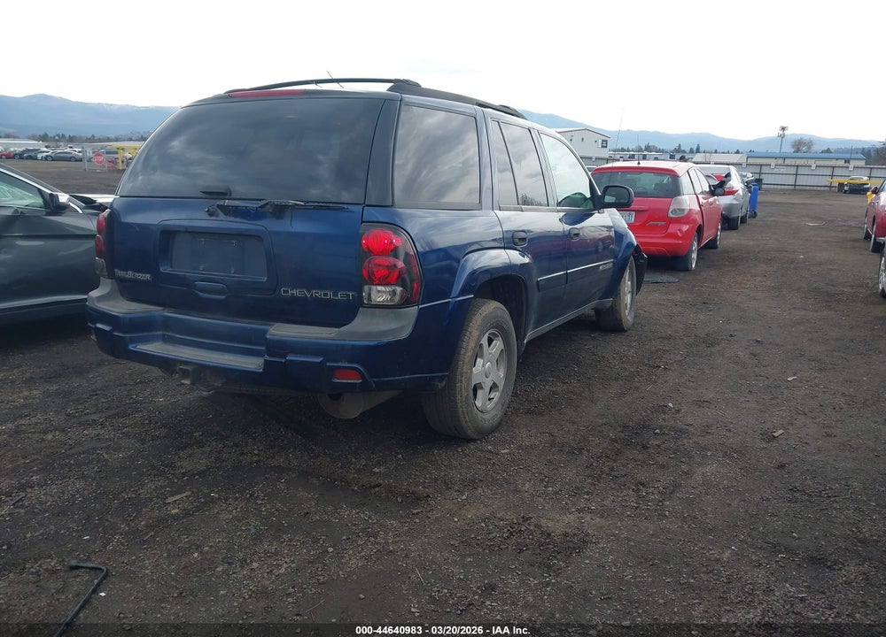 2002 CHEVROLET TRAILBLAZER LS VIN: 1GNDT13SX22276843