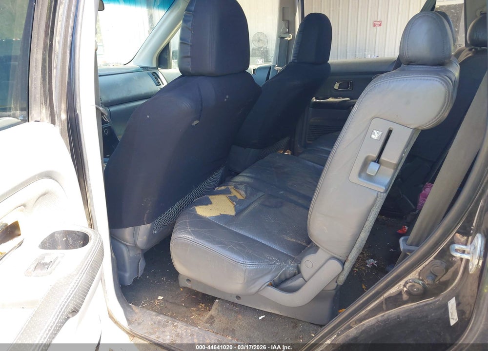 2003 HONDA PILOT EX-L VIN: 2HKYF18583H606256