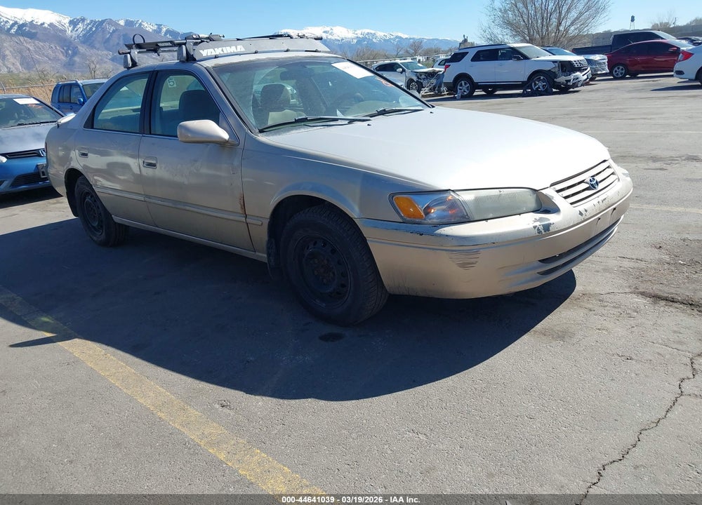 1997 TOYOTA CAMRY CE VIN: 4T1BG22K8VU061803