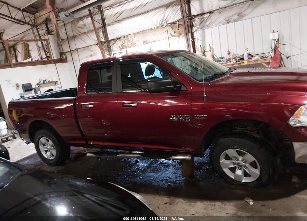 2017 RAM 1500 SLT  4X4 6'4 BOX VIN: 1C6RR7GT5HS677185