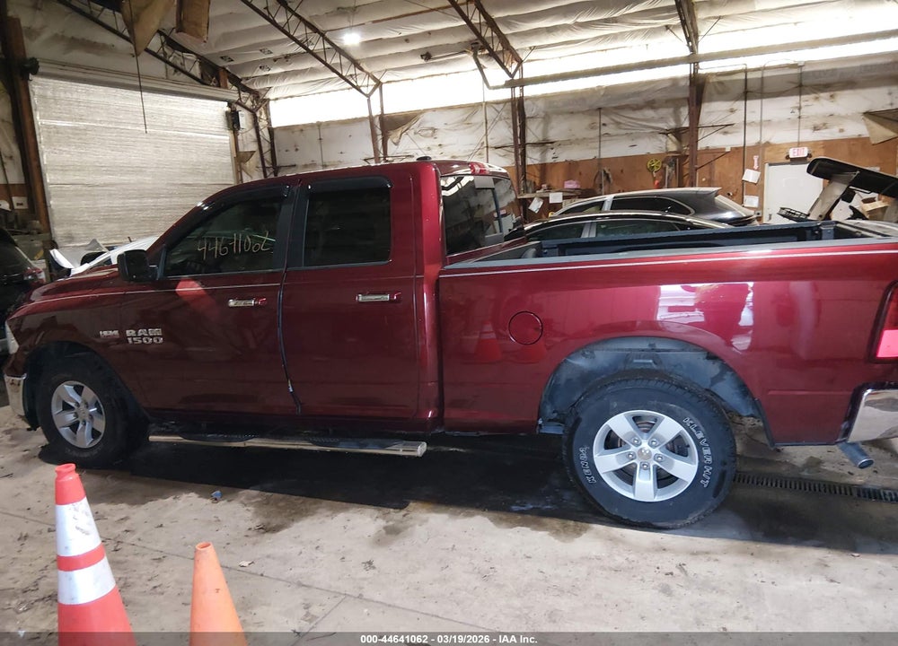 2017 RAM 1500 SLT  4X4 6'4 BOX VIN: 1C6RR7GT5HS677185