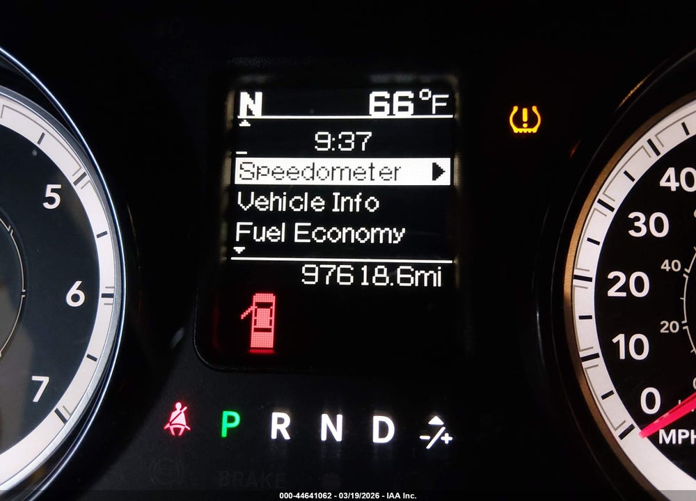 2017 RAM 1500 SLT  4X4 6'4 BOX VIN: 1C6RR7GT5HS677185