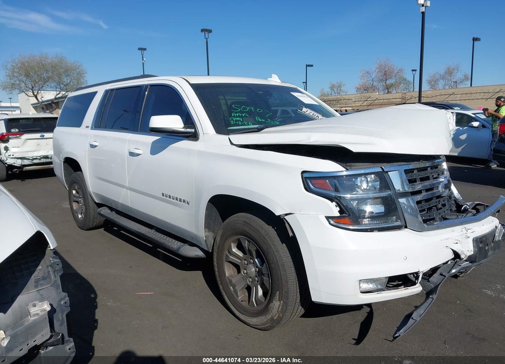 2017 CHEVROLET SUBURBAN LT VIN: 1GNSKHKC8HR261044