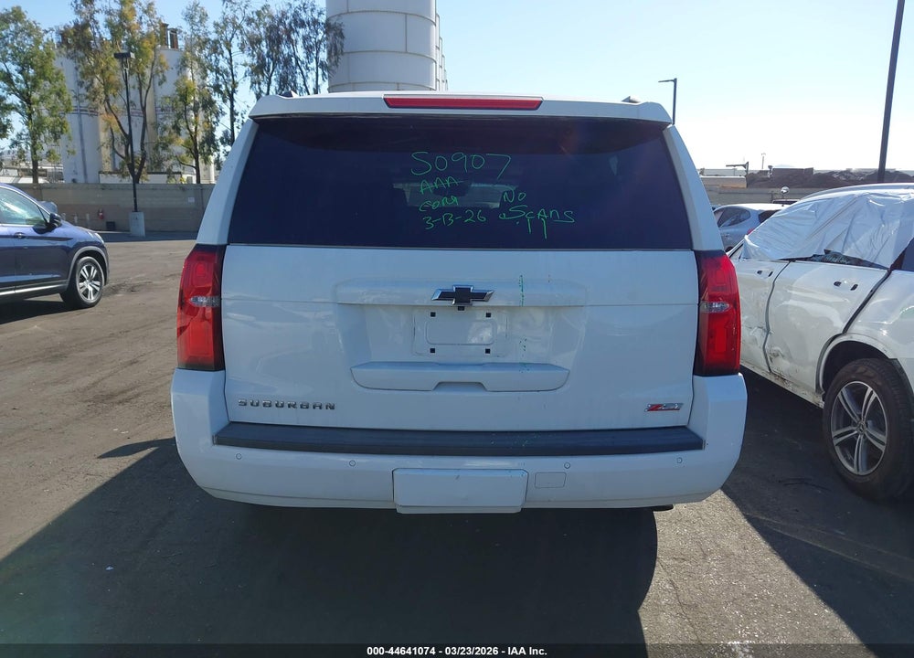 2017 CHEVROLET SUBURBAN LT VIN: 1GNSKHKC8HR261044