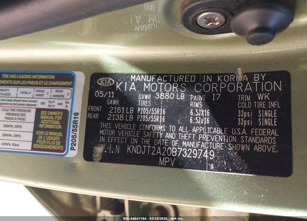 2011 KIA SOUL + VIN: KNDJT2A20B7329749