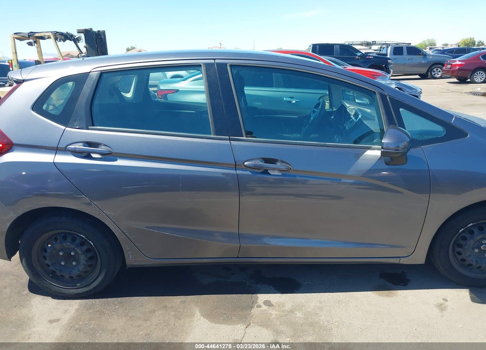 2019 HONDA FIT LX VIN: 3HGGK5H42KM705767