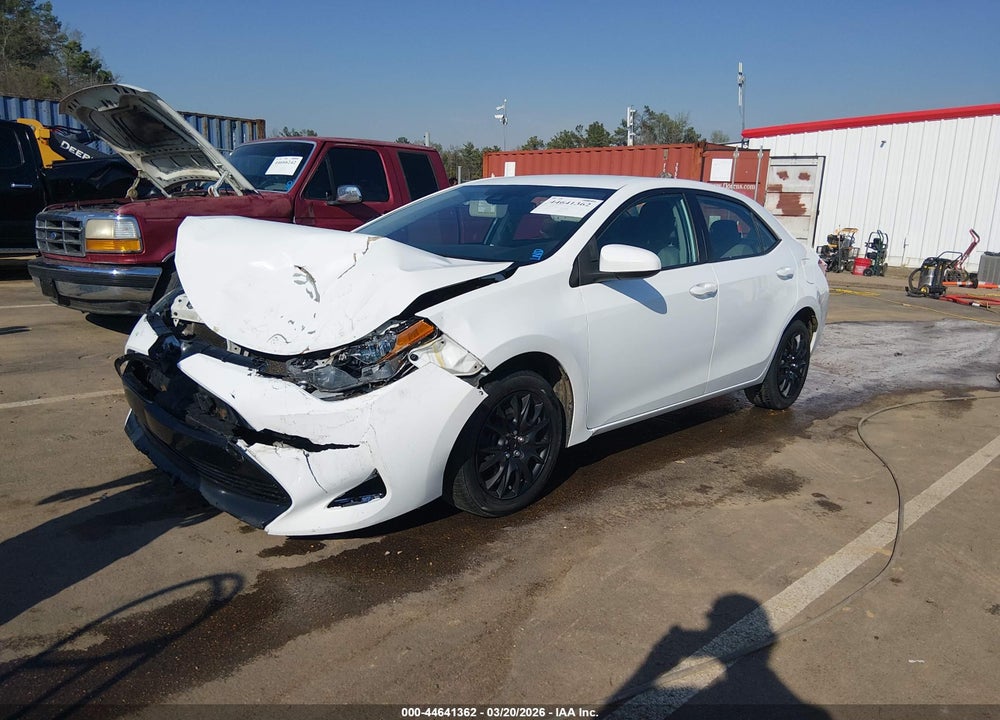 2019 TOYOTA COROLLA LE VIN: 5YFBURHE0KP893152
