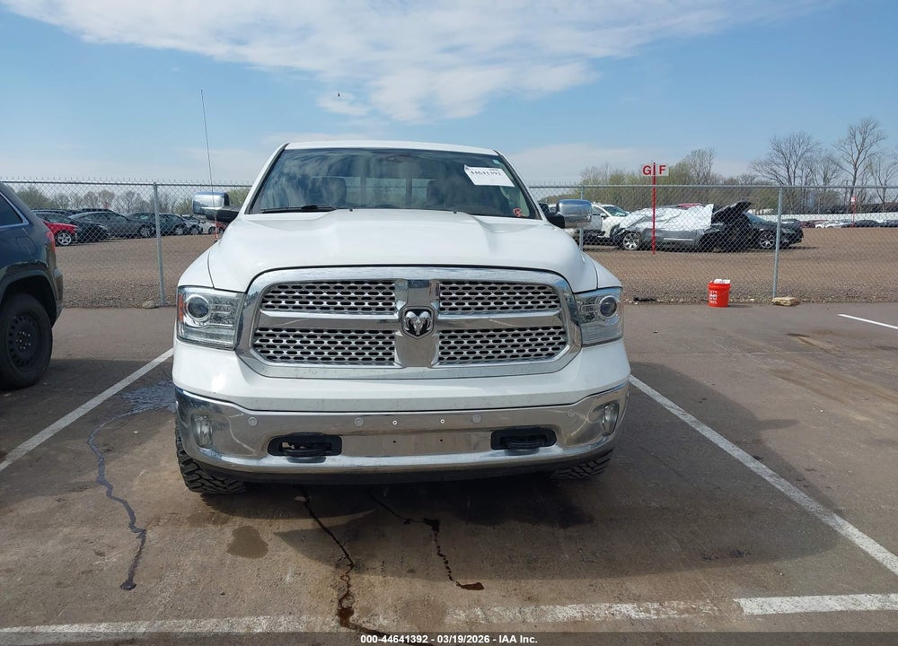 2018 RAM 1500 LAIE  4X4 5'7 BOX VIN: 1C6RR7NT1JS159423
