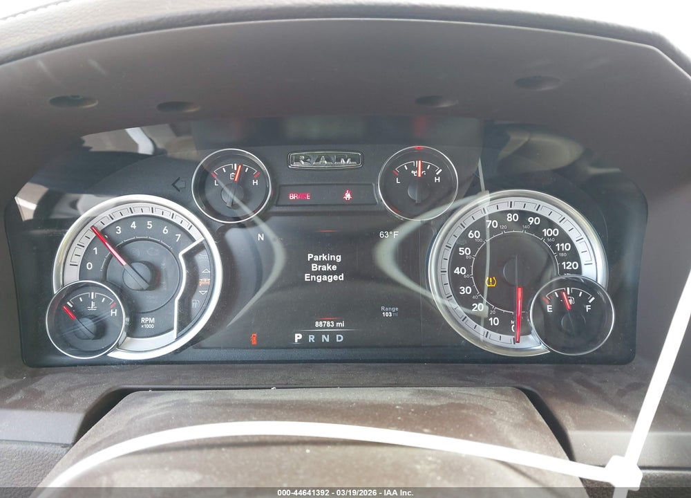 2018 RAM 1500 LAIE  4X4 5'7 BOX VIN: 1C6RR7NT1JS159423