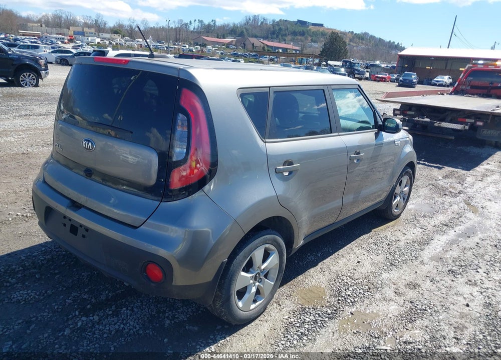 2017 KIA SOUL VIN: KNDJN2A28H7453142