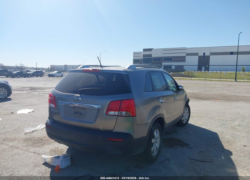 2012 KIA SORENTO LX V6 VIN: 5XYKTDA28CG249863