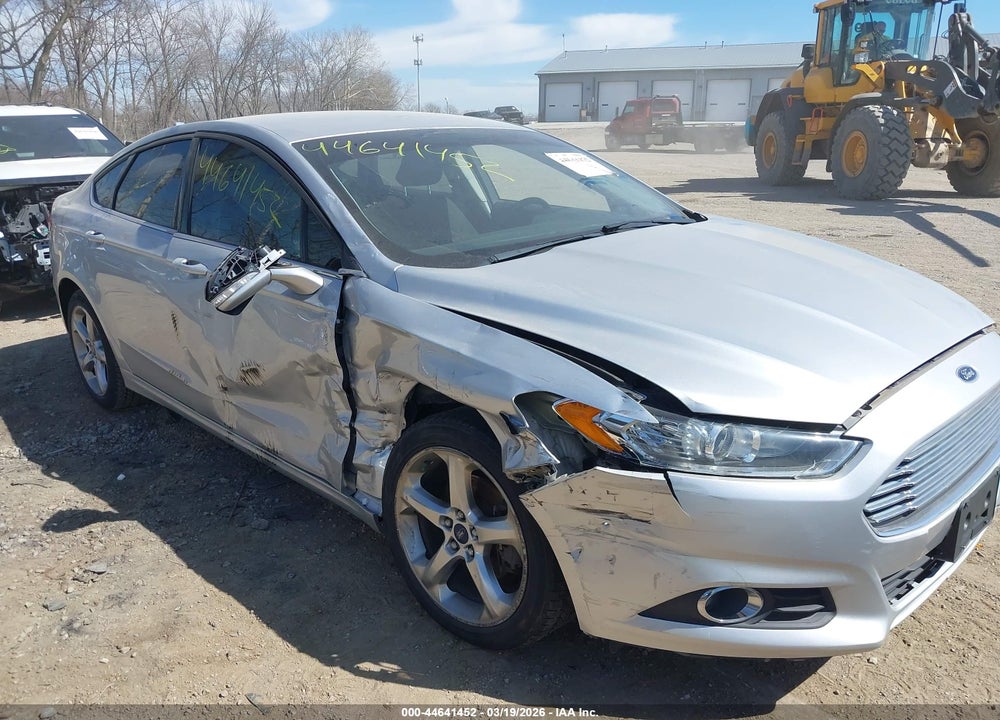2015 FORD FUSION SE VIN: 3FA6P0H74FR203768