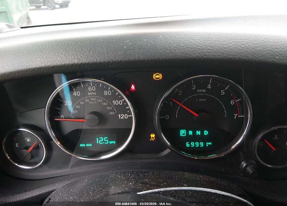 2018 JEEP WRANGLER JK UNLIMITED SAHARA VIN: 1C4HJWEG8JL897870