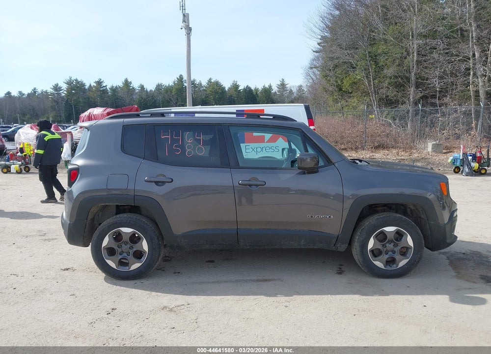 2016 JEEP RENEGADE LATITUDE VIN: ZACCJBBW0GPE43633