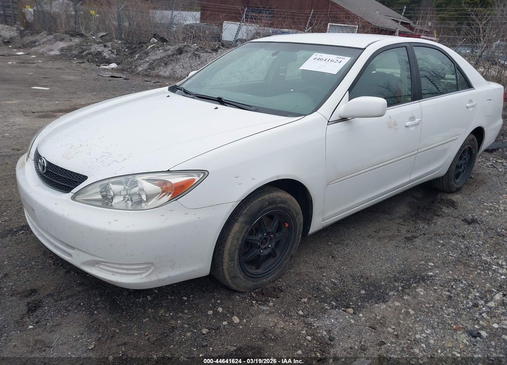 2003 TOYOTA CAMRY LE VIN: 4T1BE32K33U124332