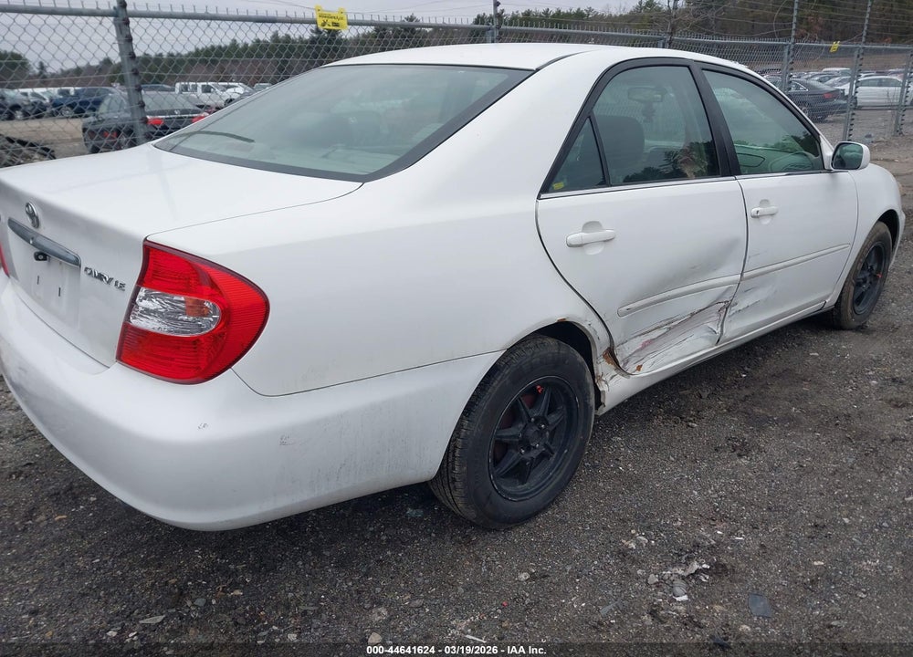 2003 TOYOTA CAMRY LE VIN: 4T1BE32K33U124332