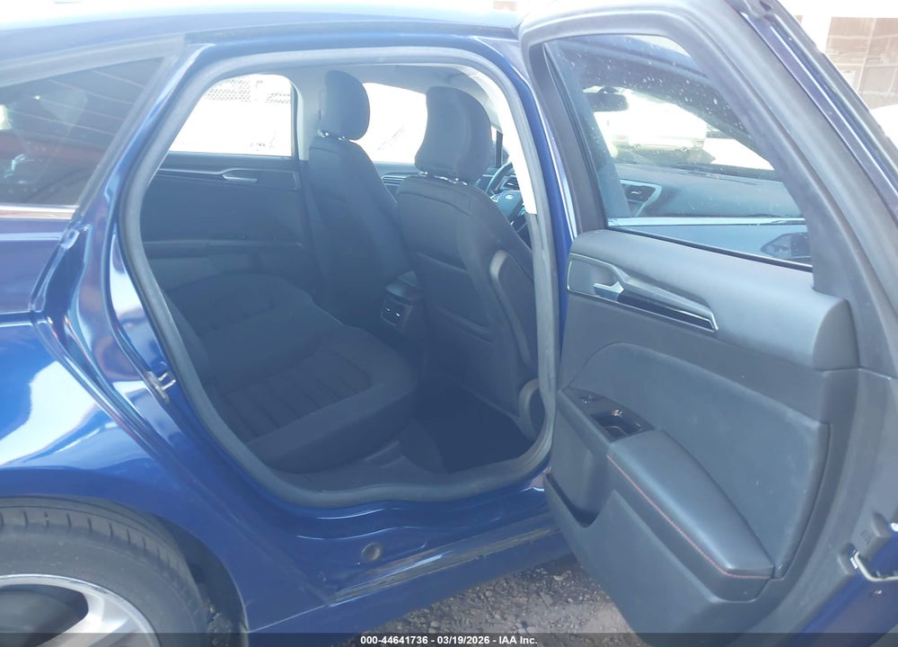 2016 FORD FUSION SE VIN: 3FA6P0H71GR329247