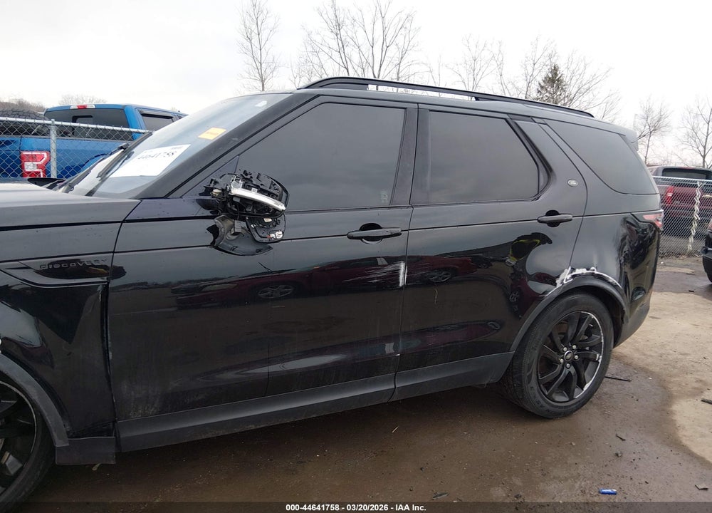 2019 LAND ROVER DISCOVERY HSE VIN: SALRR2RV4K2404202