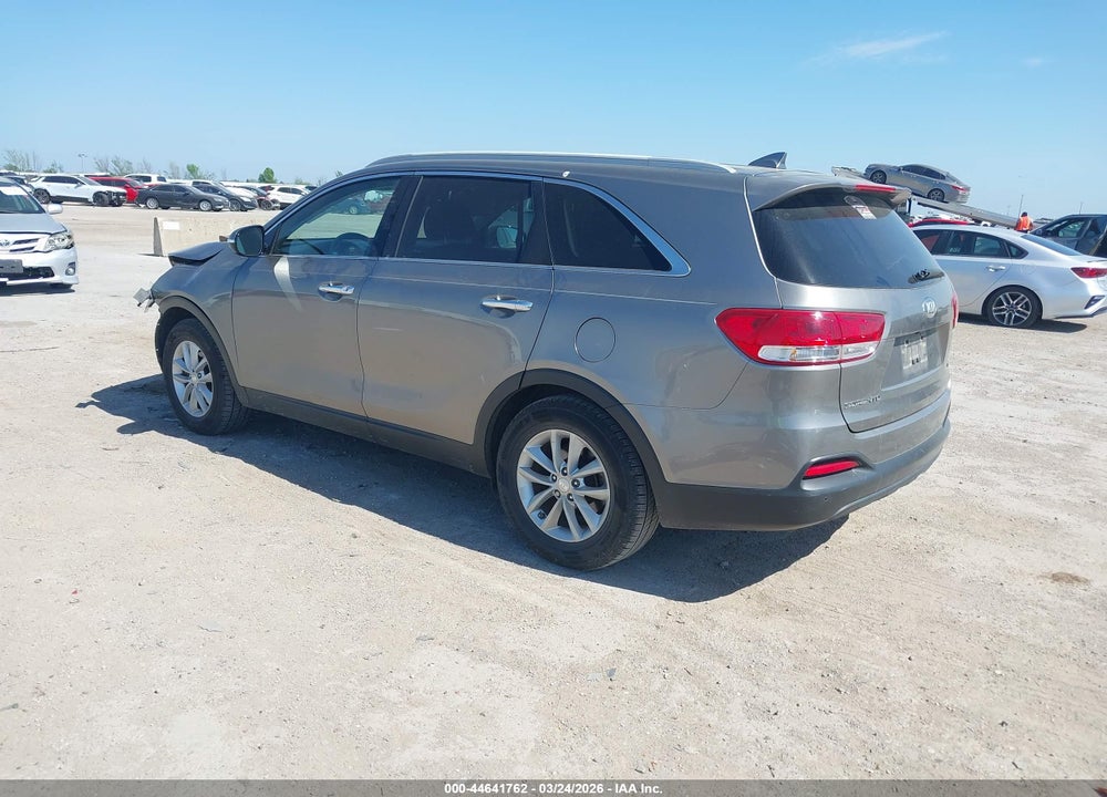 2018 KIA SORENTO 2.4L LX VIN: 5XYPG4A38JG407442