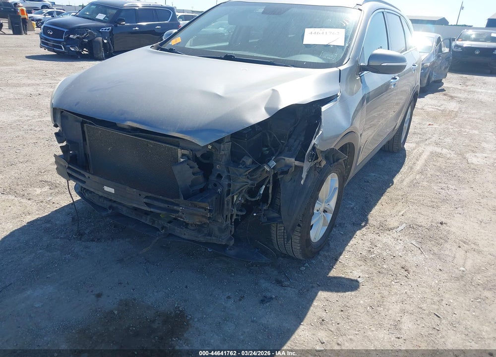 2018 KIA SORENTO 2.4L LX VIN: 5XYPG4A38JG407442