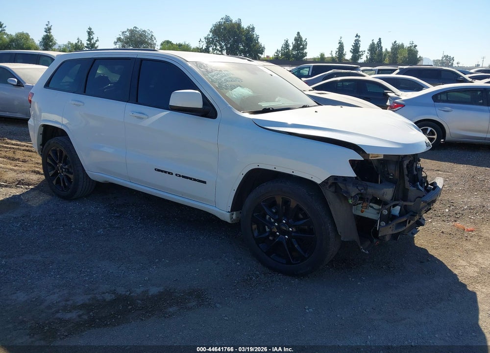 2018 JEEP GRAND CHEROKEE ALTITUDE 4X2 VIN: 1C4RJEAG8JC288900