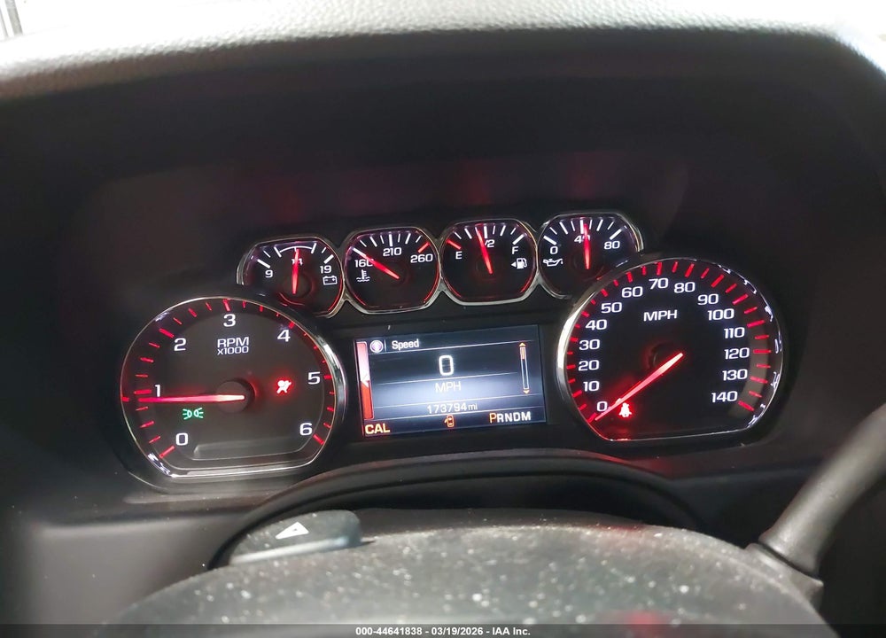 2015 GMC YUKON XL 1500 SLT VIN: 1GKS2HKCXFR528419