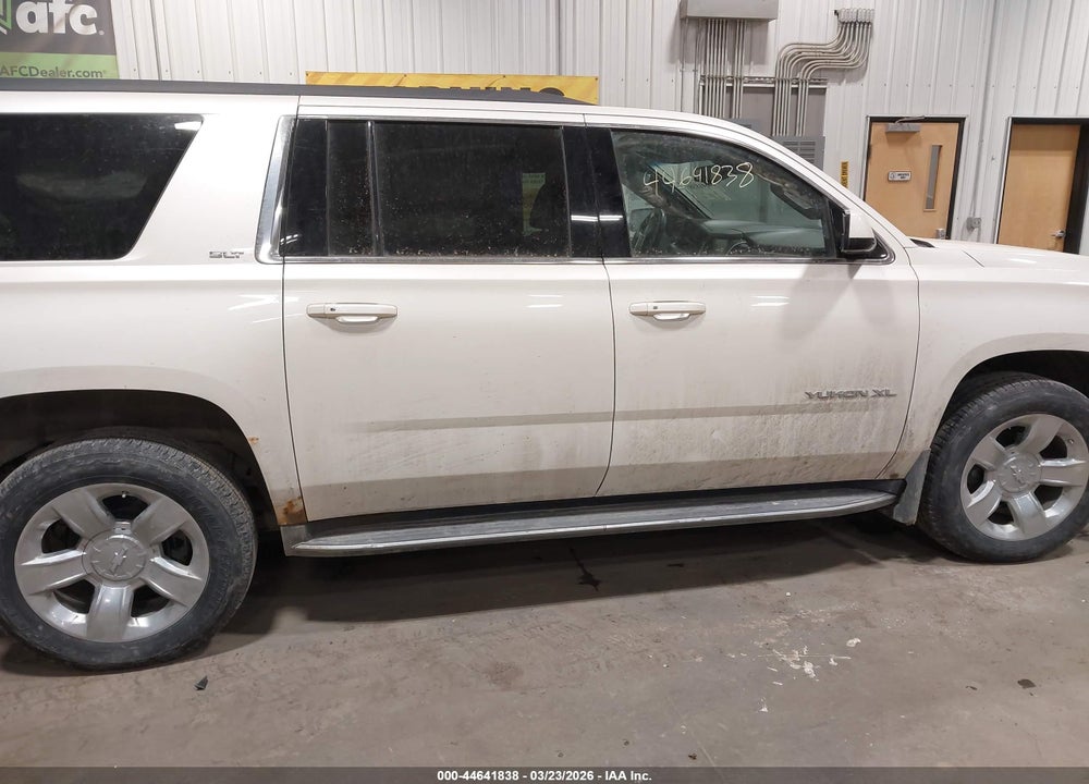 2015 GMC YUKON XL 1500 SLT VIN: 1GKS2HKCXFR528419