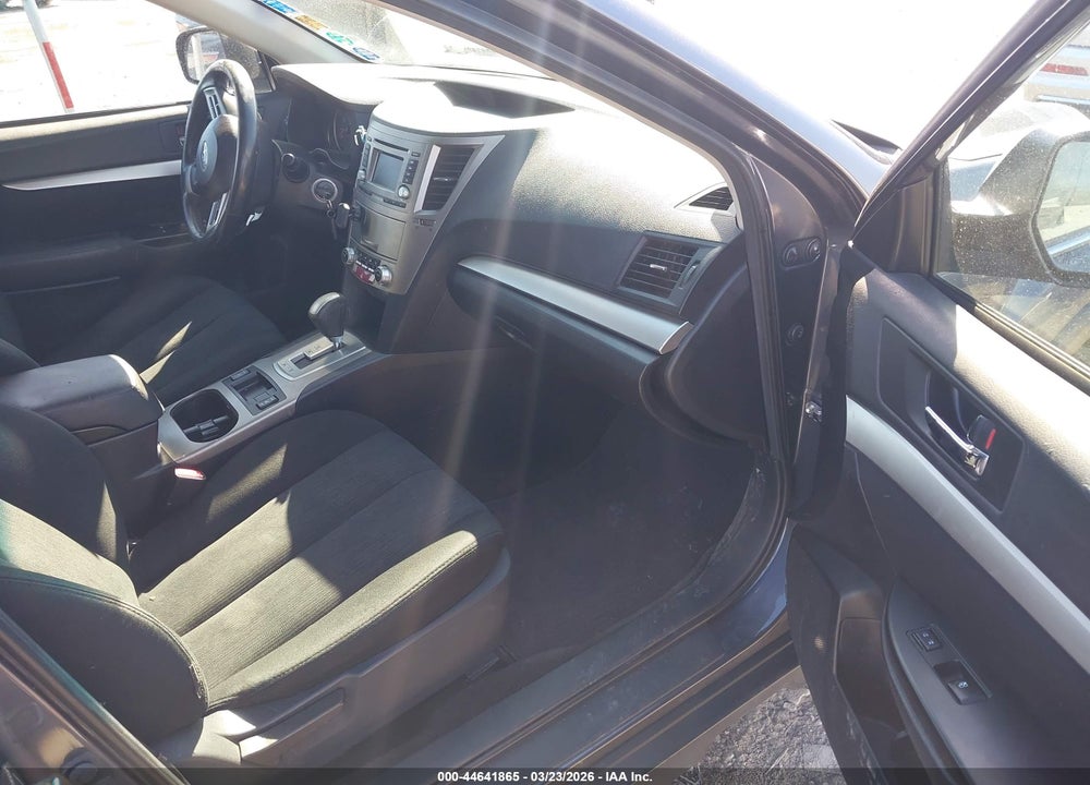 2014 SUBARU OUTBACK 2.5I PREMIUM VIN: 4S4BRCCC3E3264692