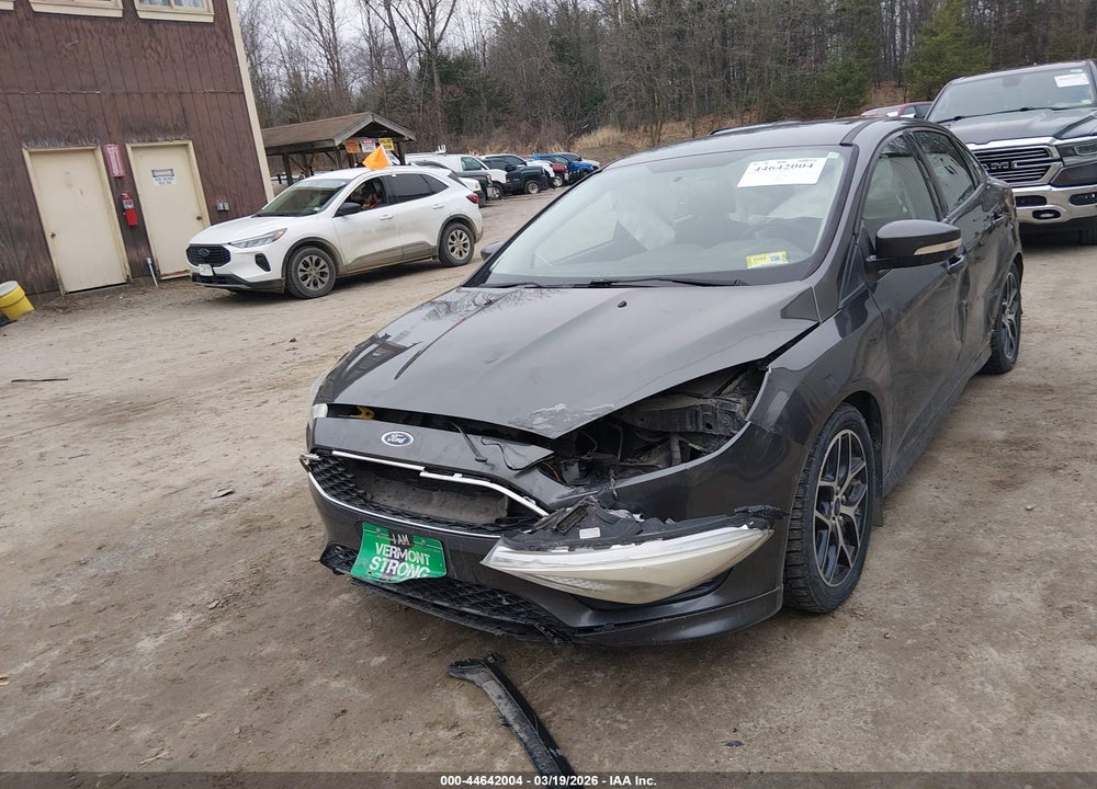 2016 FORD FOCUS SE VIN: 1FADP3F25GL367434