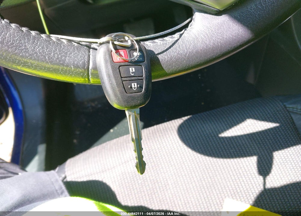 2015 TOYOTA COROLLA S PLUS VIN: 2T1BURHEXFC262625