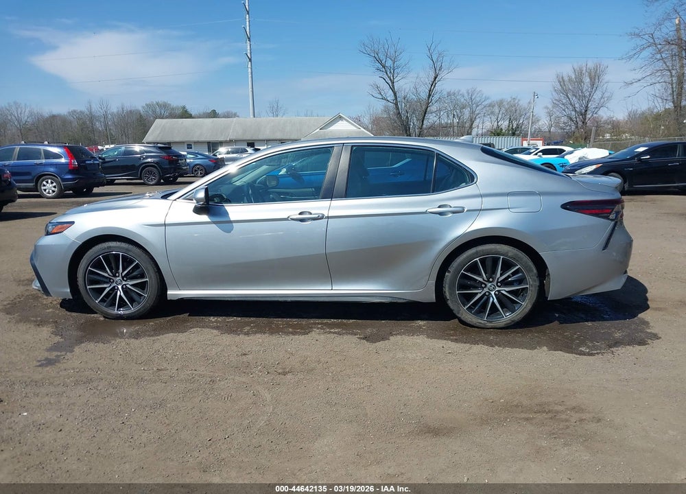 2022 TOYOTA CAMRY SE AWD VIN: 4T1T11BK0NU054876