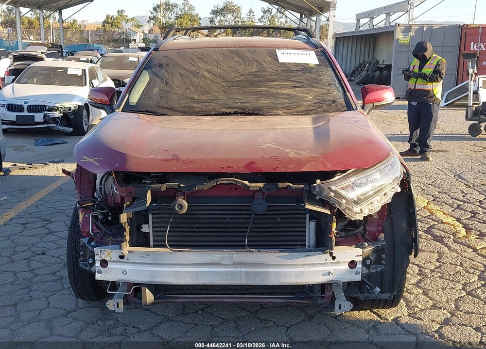 2019 TOYOTA RAV4 LE VIN: JTMK1RFV5KD040891