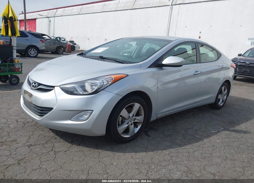 2013 HYUNDAI ELANTRA GLS VIN: KMHDH4AE5DU997227