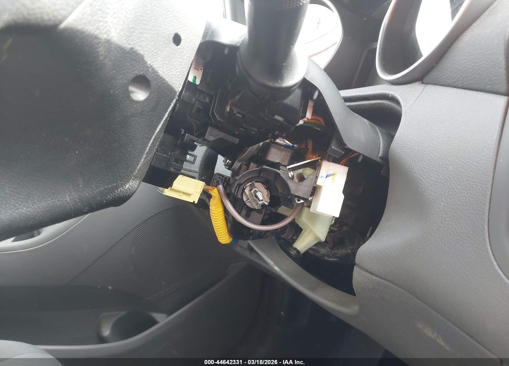 2013 HYUNDAI ELANTRA GLS VIN: KMHDH4AE5DU997227