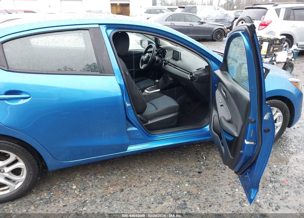 2016 SCION IA VIN: 3MYDLBZV1GY100239
