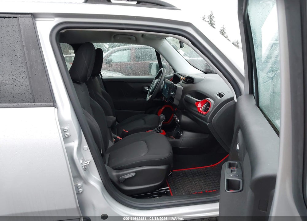 2017 JEEP RENEGADE SPORT FWD VIN: ZACCJAABXHPE95894