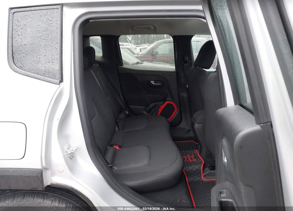 2017 JEEP RENEGADE SPORT FWD VIN: ZACCJAABXHPE95894
