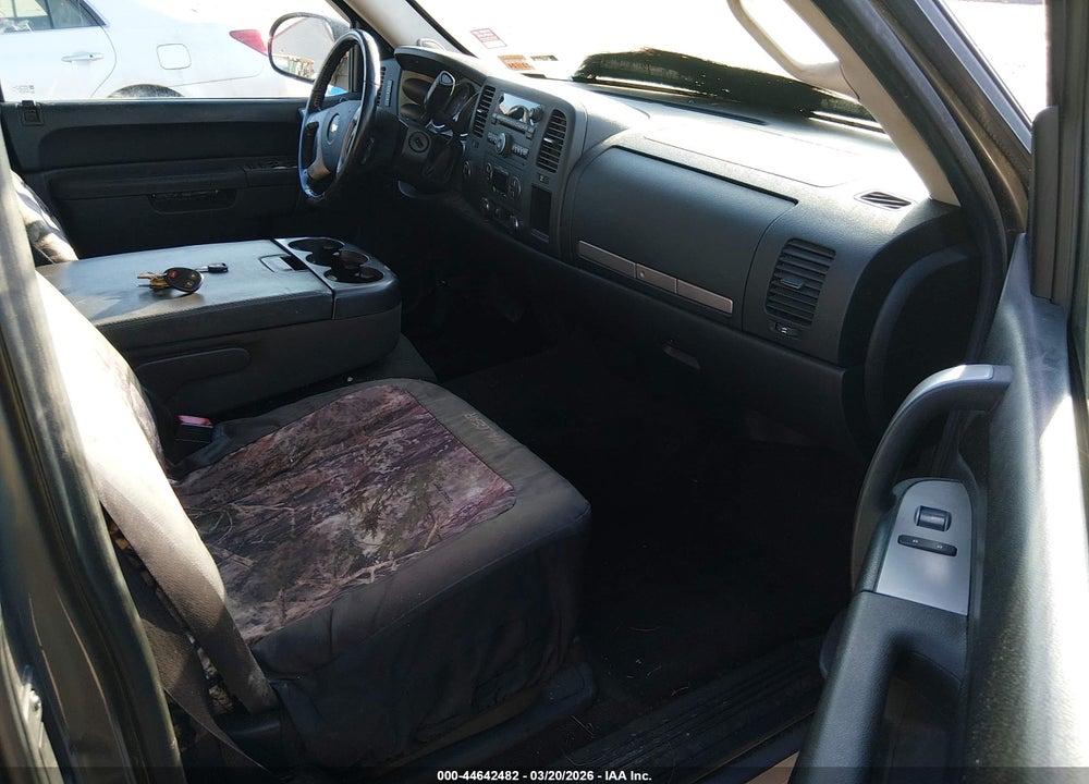 2012 CHEVROLET SILVERADO 1500 LT VIN: 1GCRKSE75CZ322412