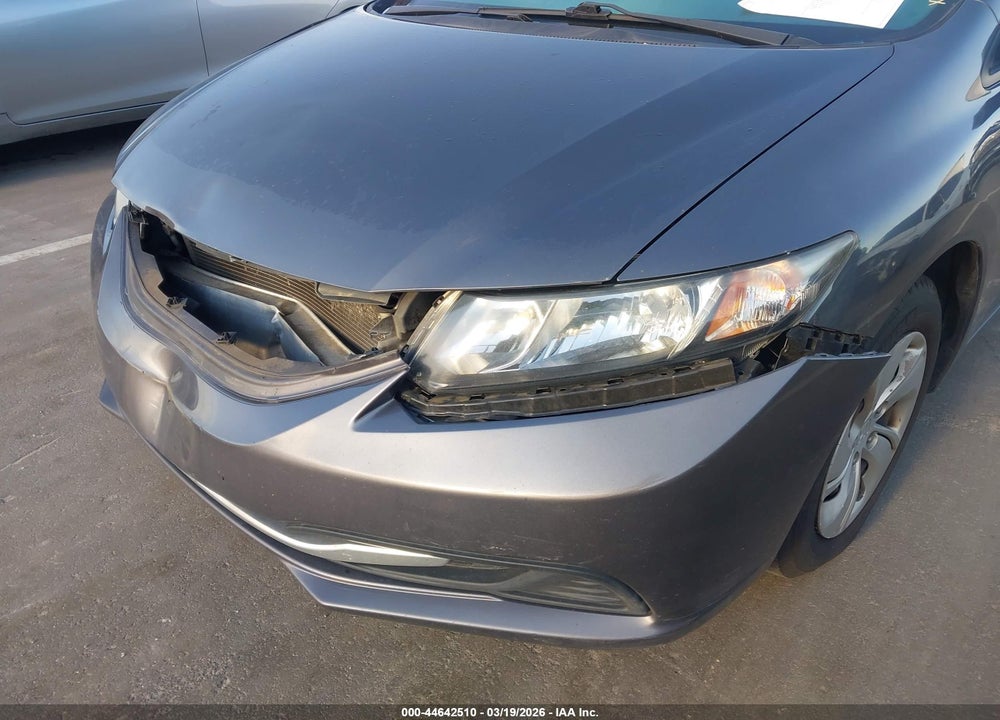 2015 HONDA CIVIC LX VIN: 2HGFB2F5XFH564554