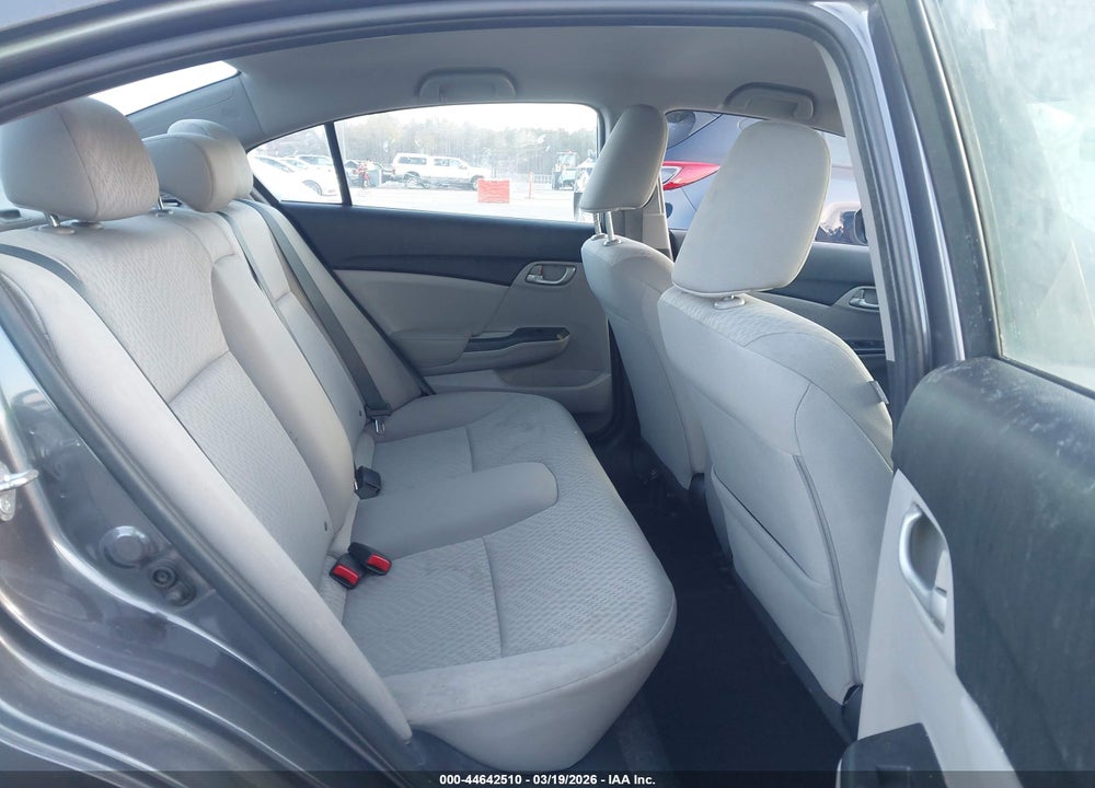 2015 HONDA CIVIC LX VIN: 2HGFB2F5XFH564554