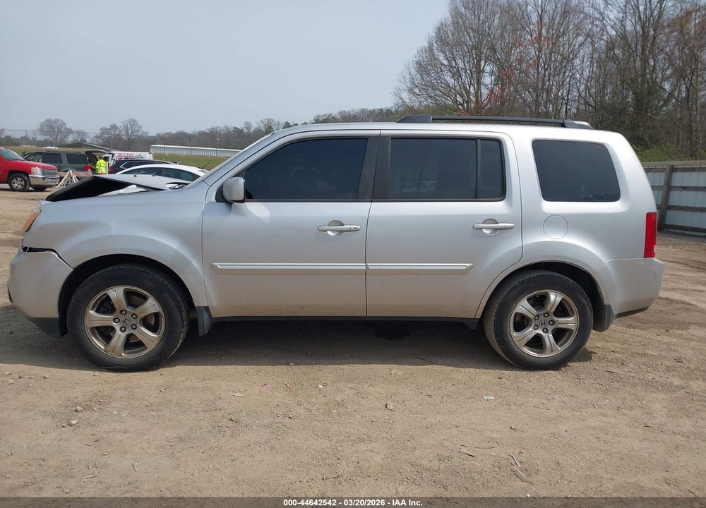 2014 HONDA PILOT EX VIN: 5FNYF3H43EB017118