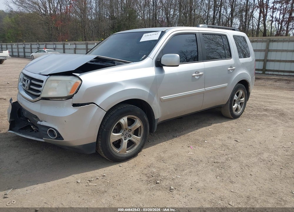 2014 HONDA PILOT EX VIN: 5FNYF3H43EB017118