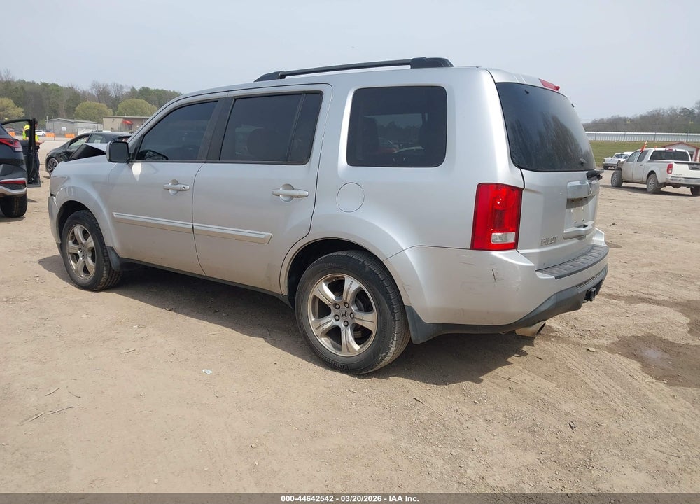 2014 HONDA PILOT EX VIN: 5FNYF3H43EB017118