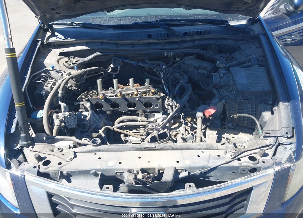 2010 HONDA ACCORD 2.4 EX-L VIN: 1HGCP2F88AA072787
