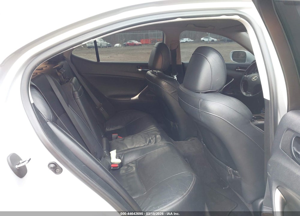 2009 LEXUS IS 250 VIN: JTHCK262895033600