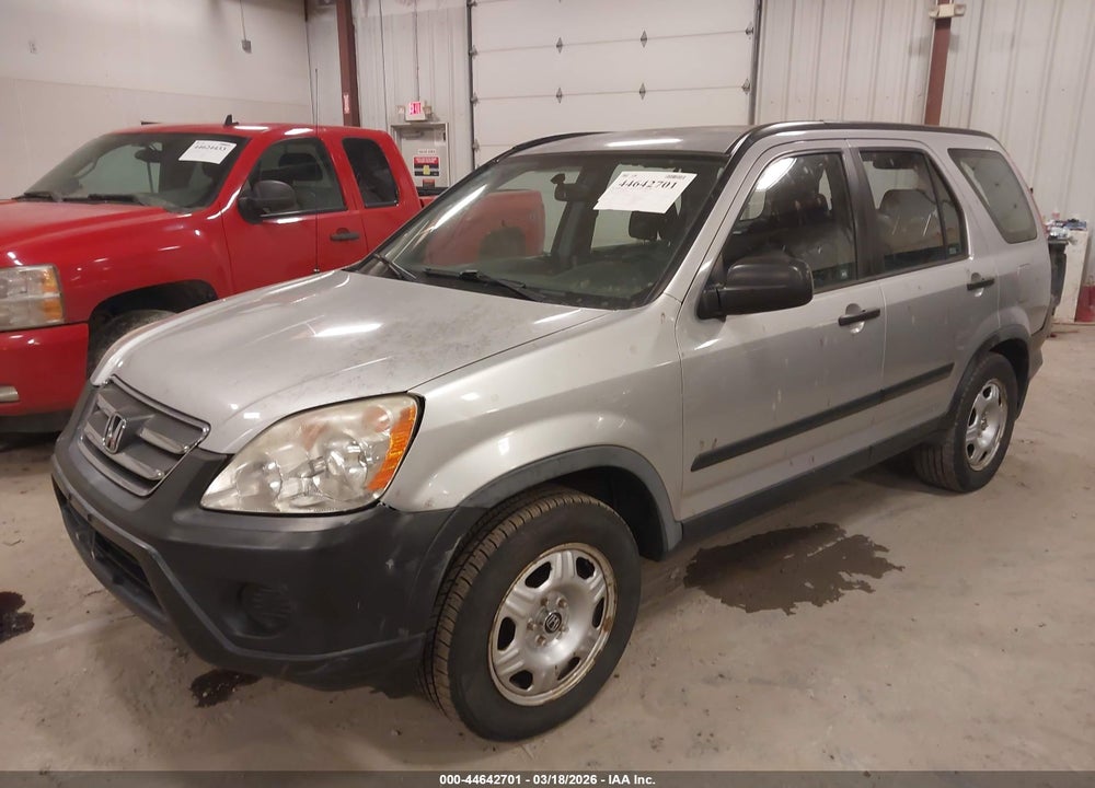 2006 HONDA CR-V LX VIN: JHLRD78596C028135