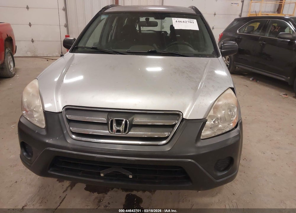 2006 HONDA CR-V LX VIN: JHLRD78596C028135