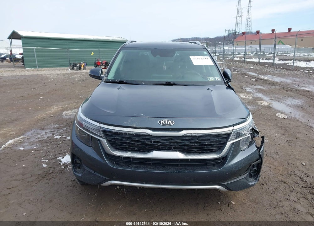2021 KIA SELTOS EX VIN: KNDERCAA3M7131277